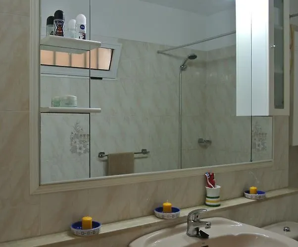 The * Playa de las Américas